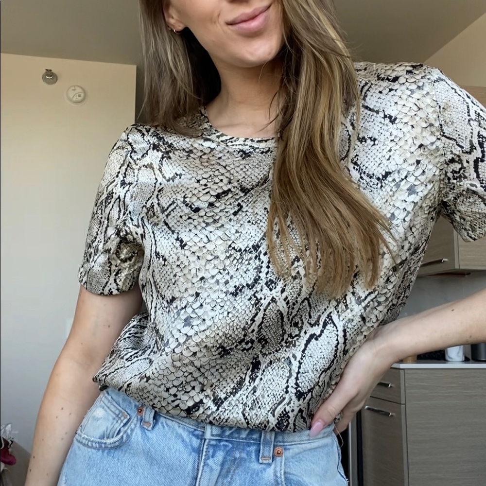 Equipment blouse